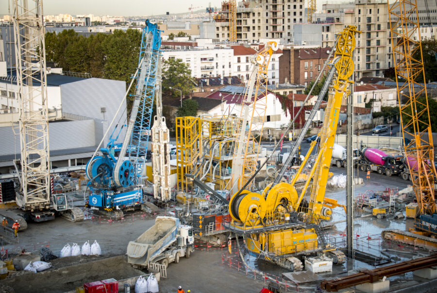 Diaphragm wall cranes by Foundiz