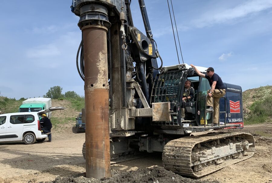 Kelly Drilling Rigs