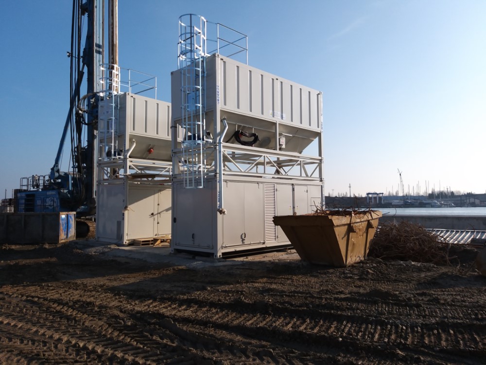 Foundiz with Metax grouting equipment